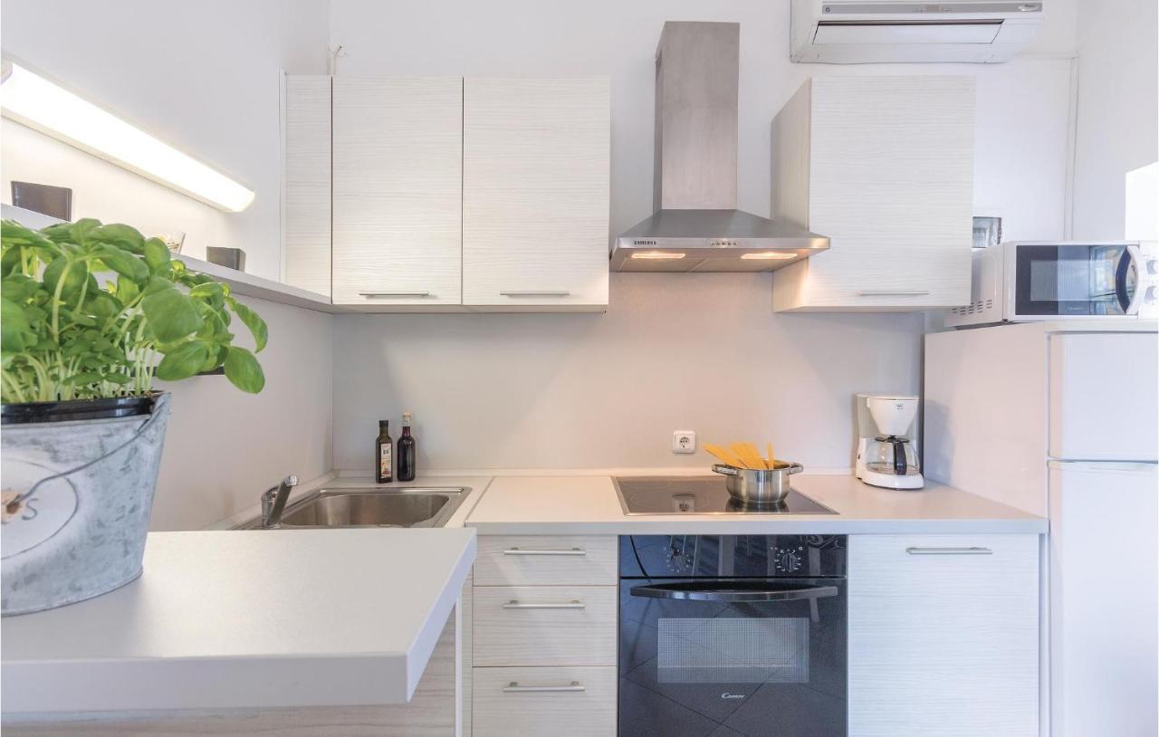 Amazing Apartment In Medulin With Wifi מראה חיצוני תמונה