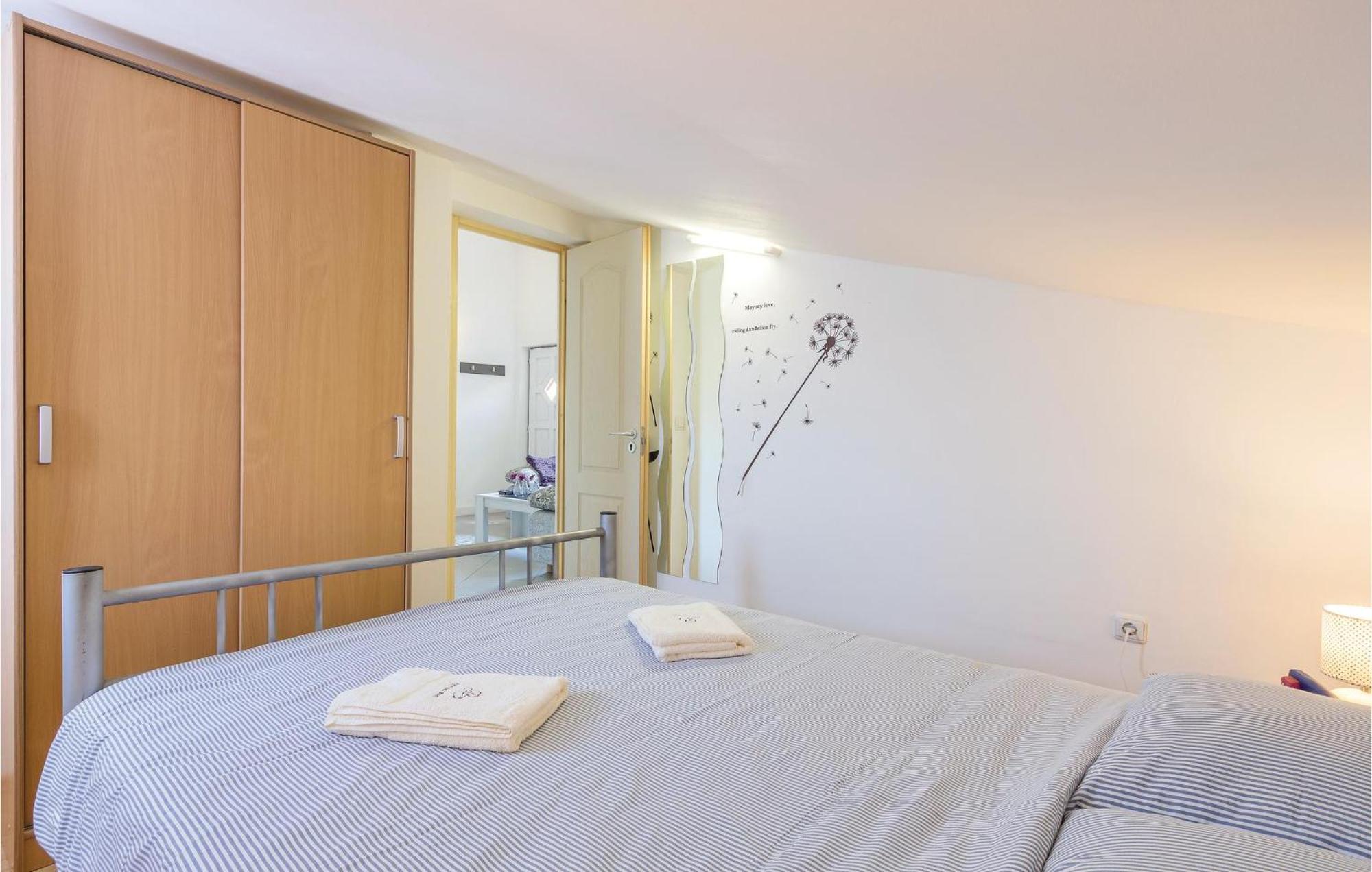 Amazing Apartment In Medulin With Wifi מראה חיצוני תמונה